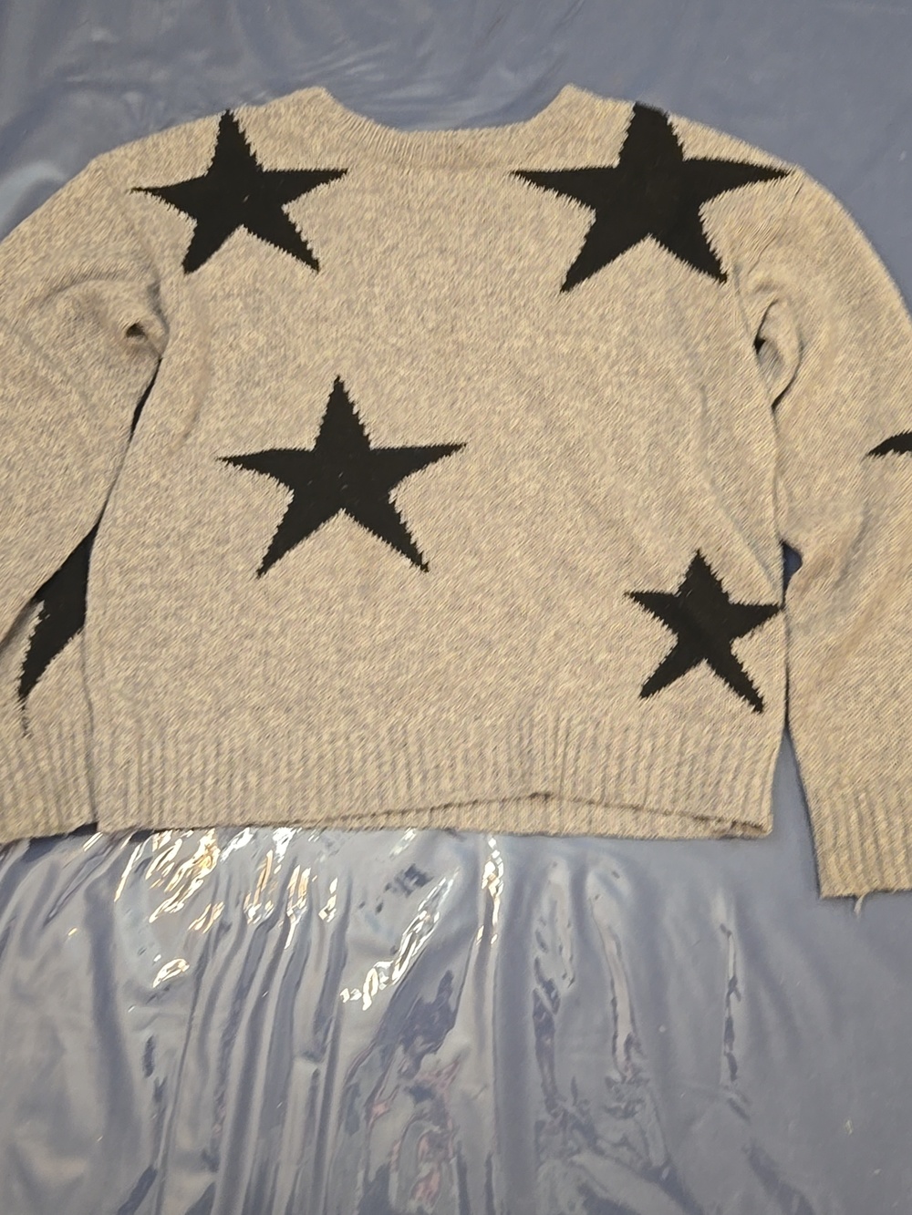 Women’s Gray Star Pattern Crewneck Sweater